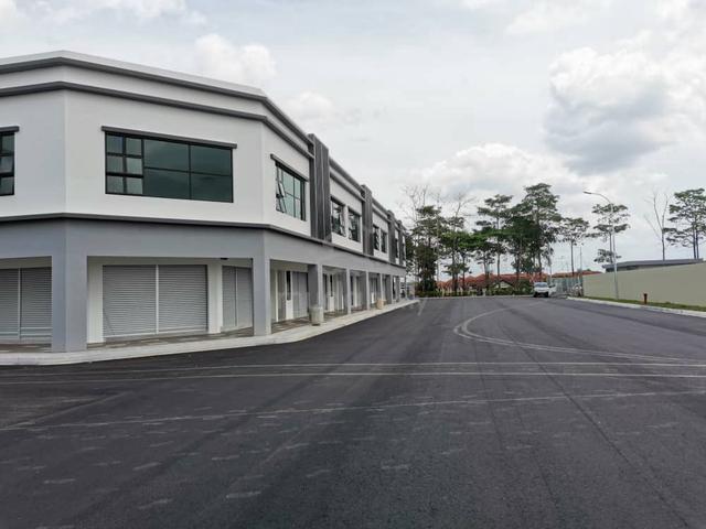 Corner Shoplot Taman Pelangi Indah near to 99 Speedmart 1