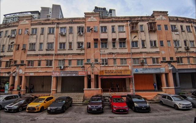 Serdang Pardana Shoplot for sales near Seri Kembangan MEX Puchong 1