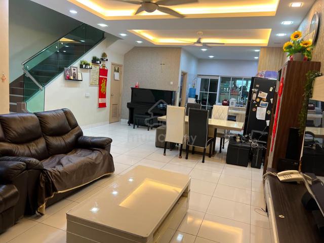 Dato' Onn @Perjiranan 12 Double Storey Terrace For Sale 1