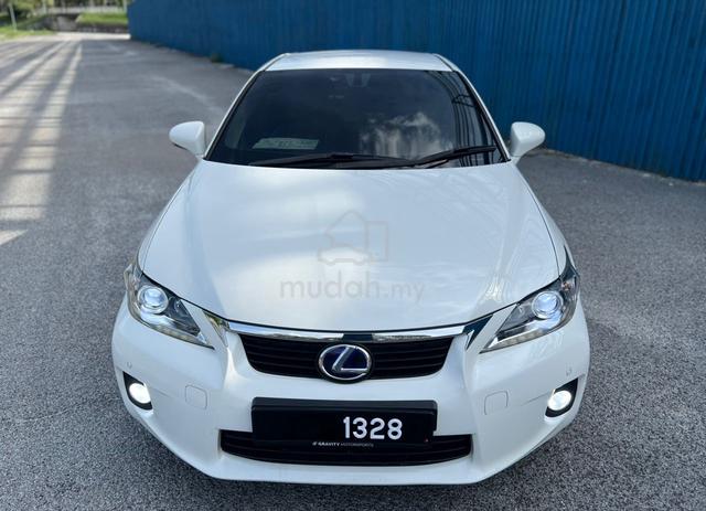 2011 Lexus CT200 1.8 LUXURY ANDROID REVERSE-CAM - 2
