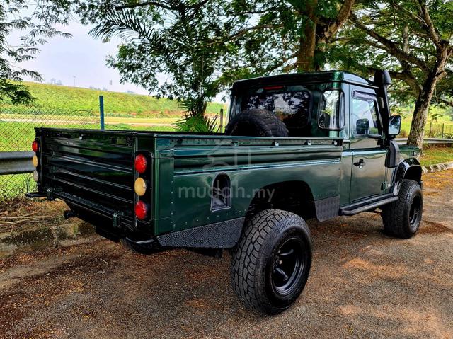 Land Rover Defender 2.4 (M) Diesel 110 Pick Up - 2
