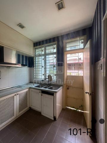 Budget Rent‼️Bandar Puteri Gelang Klang - 2 Sty House Partial Furnish 1