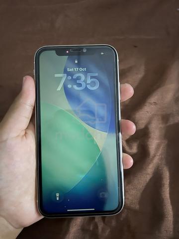 IPHONE 11 for sale - photo 4 of 6