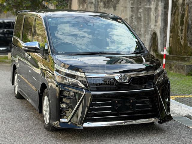 2021 Toyota VOXY 2.0 ZS KIRAMEKI 3 - 2