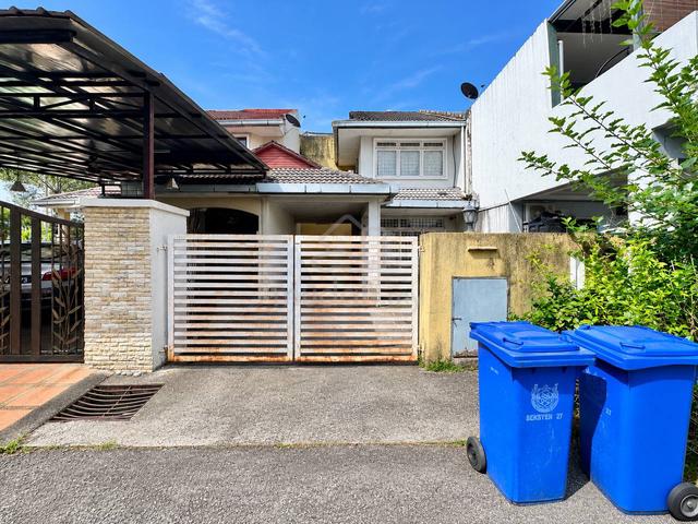 [NEAR LRT] Double Storey Jalan Taman Bunga Negara Shah Alam 1