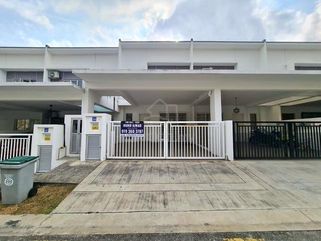 FACING OPEN Double Storey Terrace House, Barinda Ara Sendayan Seremban 1