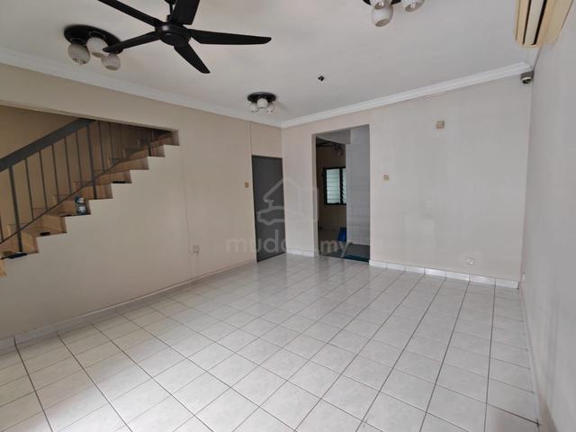 PU10 Puchong Utama House for Sale 1