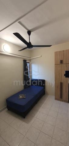 Pelangi Damansara Condo Bilik Sederhana Untuk Sewa-Perempuan Sahaja 1