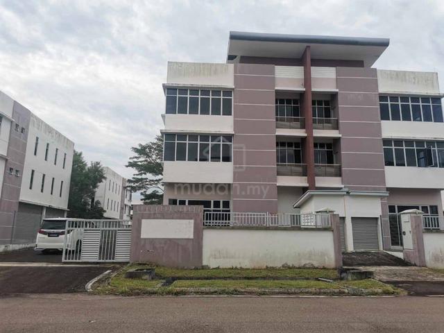 I Parc Factory, Gelang Patah, 3 Storey Semi D, Original unit 1