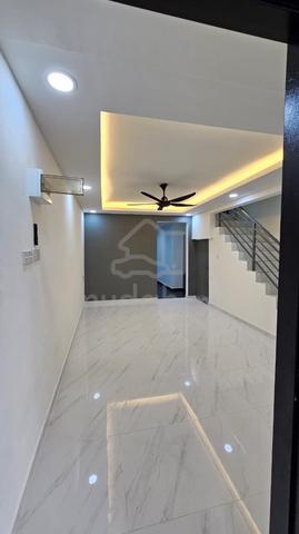 Fully Renovated Jalan Seroja Taman Johor Jaya 1