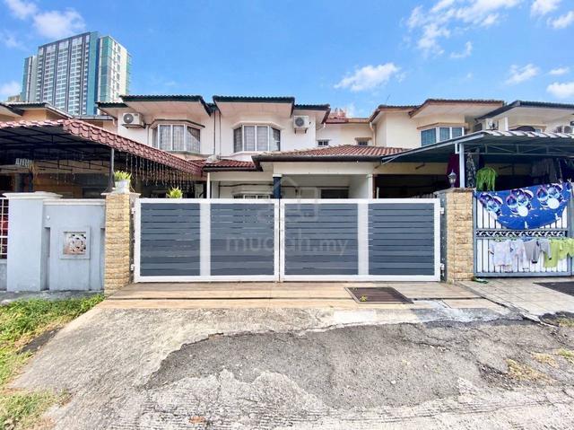 Renovated Double Storey Terrace Seksyen 8, Bandar Baru Bangi 1