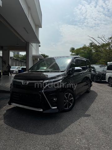 2021 Toyota VOXY 2.0 ZS (A) - 1