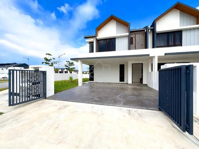 CORNER UNIT | BRAND NEW ‼️ 2 Storey ANISA Bandar Serenia Sepang 1
