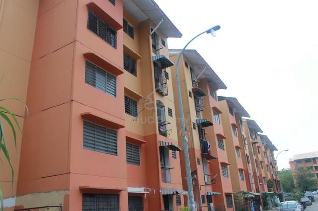 Flat PKNS Seksyen 8 Shah Alam 1