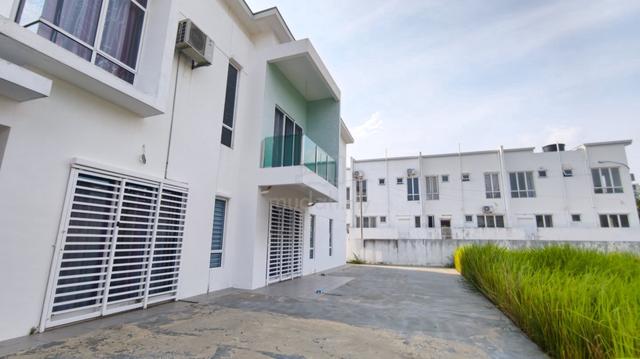 Corner Lot Selling Under Bank Value Ara Sendayan Double Storey Terrace 1