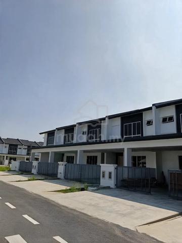 Brand New House at Desa Damai, permyjaya area. 1