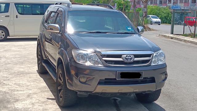 2007 Toyota FORTUNER 2.7 V (A) 7 Seater SUV - 3