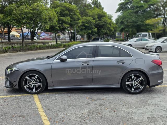 Mercedes Benz A200 AMG Line FULL SPEC A45 BODYKIT - 3