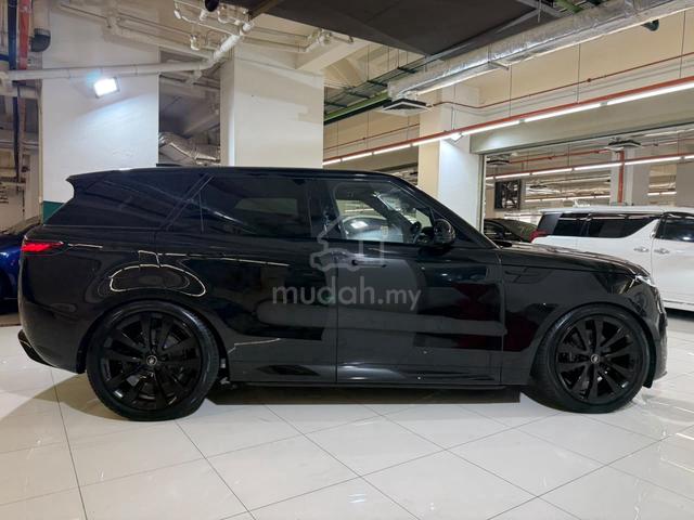 2023 Range Rover SPORT 3.0 V6 First Edt Full Spec - 3