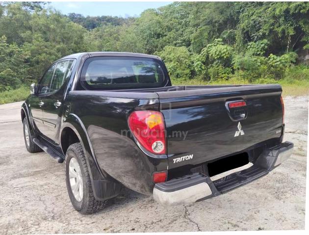 2011 Mitsubishi TRITON 2.5 VGT 4X4 FACELIFT (A) - 2