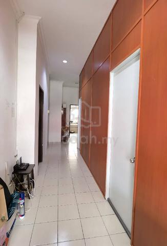 Single Room for Rent at Senadin!! (Female Only) 1