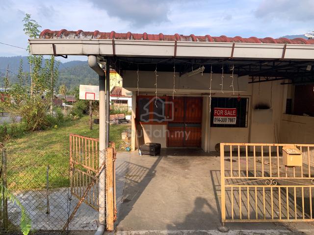 Single Storey Taman Dato Seri Razak Taiping Kamunting Corner Lot 1