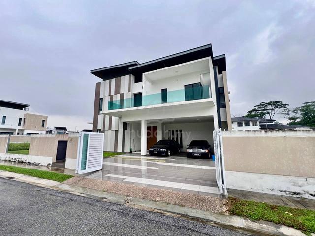 (TERMURAH) NEW CORNER LOT Bungalow 2 Storey Taman Dellinia, Seremban 1