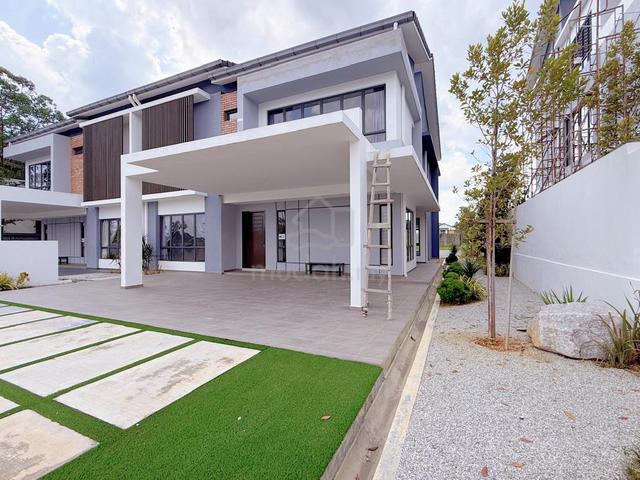 6B+5B Gated Guard Club House Double Storey Semi D Ayer Keroh MITC 1