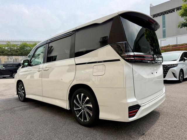 2022 Toyota VOXY 2.0 SZ SIDE STEP 360CAM HUD DIM - 4