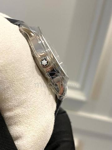 Carousel Image