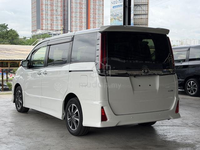 2021 Toyota NOAH 2.0 SI + 8 yrs warranty - 2