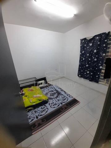 Residensi Laguna Biru 2 1
