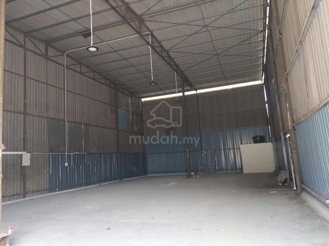 Factory/ Wearhouse For Rent In KL 1