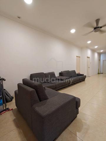 Miri Master Room for Rent 1