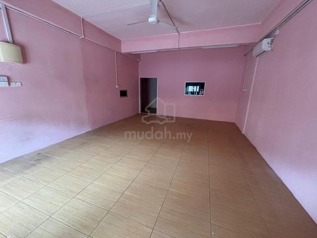 Endlot Shoplot Taman Seroja Bandar Baru Salak Tinggi, Sepang 1