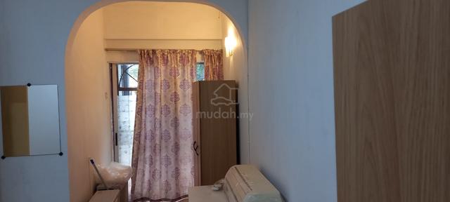 Female Master Room Non Sharing Subang Bestari 1