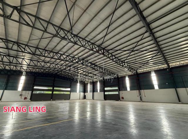 1 Acre Detached Factory Warehouse For Rent With CCC & Bomba Cert 1
