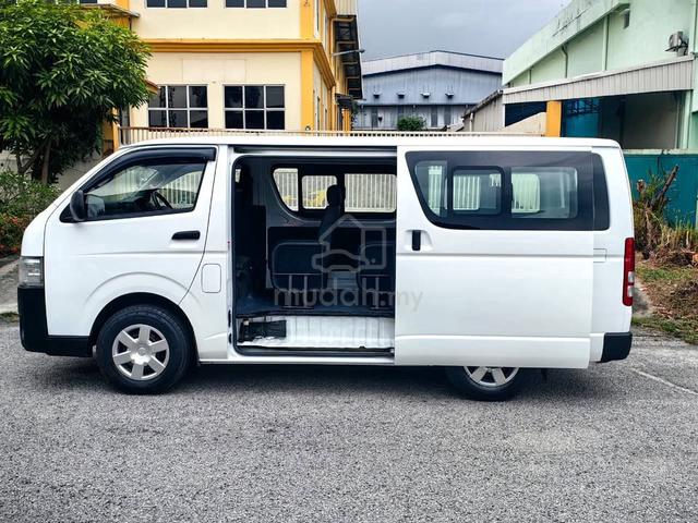 2015 Toyota HIACE WINDOW 2.5 FACELIFT (M) 14 Sit - 3