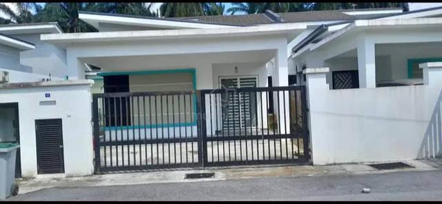 Single Storey Semi D Kota Seriemas Nilai 1