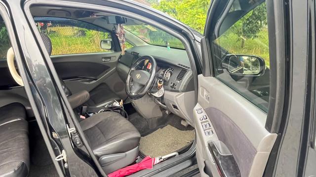 2006 Toyota ISIS 1.8 4AT DBA-ANM10W (A) - 3