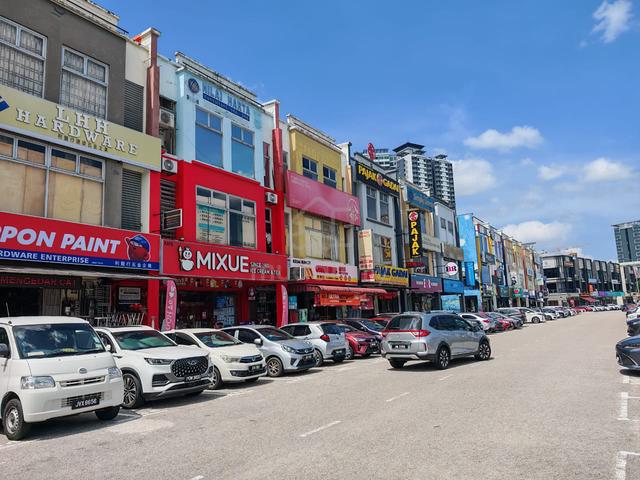Setia Tropika 3-Storey Shop (Facing Main Road) 1