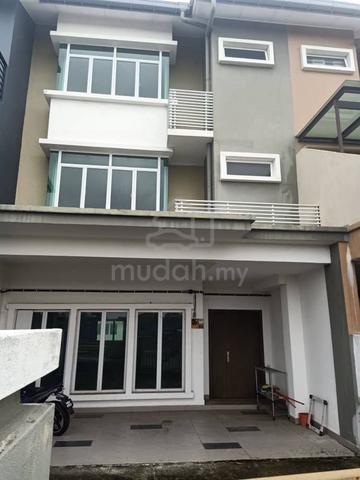 Best Price In Market 2.5 Storey Biggest 22 x 75 at Bandar Puteri Klang 1