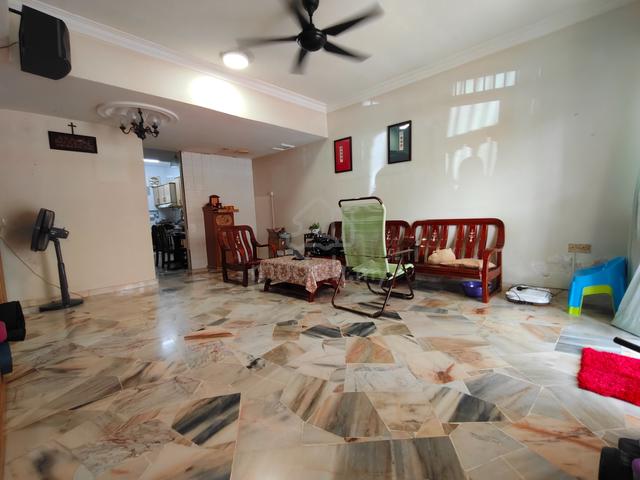 Taman Saga Ampang 2storey terrace house 1