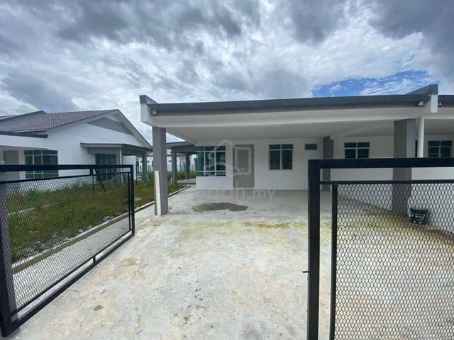 CORNER, Teres Setingkat, BATU 20 1