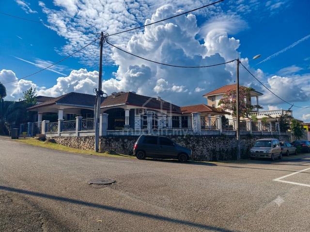 Freehold Single Storey Bungalow Cornerlot Taman Permai Rembia 1