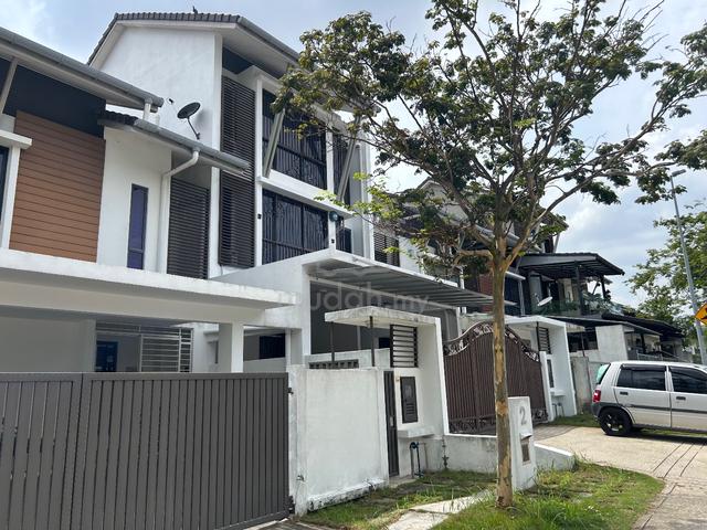 Ivy Terrace 3-storey house Denai Alam for Sale 1
