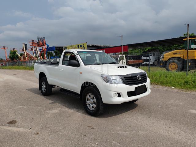 2013 Toyota HILUX 2.5 VNT SINGLE CAB 4X4 (M) OFFER - 1