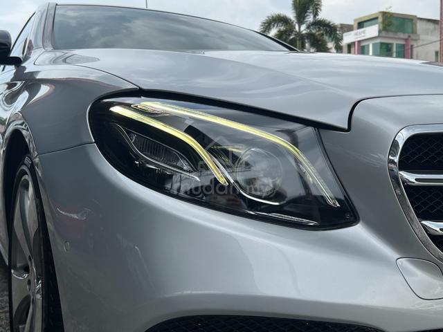 YR 2017 Mercedes Benz E250 2.0 BURMESTER SUNROOF - 3