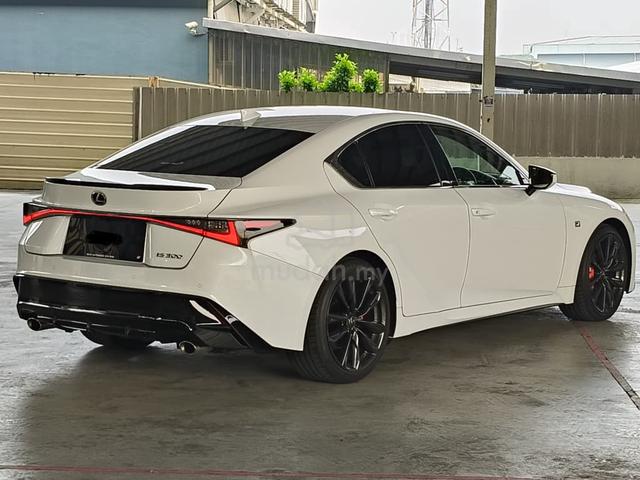 2023 Lexus IS300 2.0 F-SPORT SROF RED LTR 4CAM 17K - 2