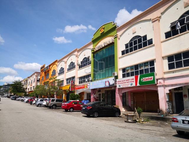 GF jalan PSK ,Taman Bukit Serdang,Seri Kembangan OLIVE HILL Equine 1
